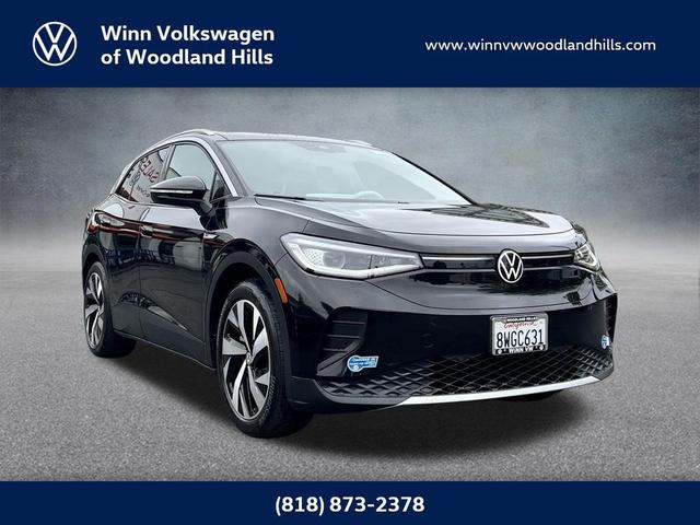 Photo of 2021 Mythos Black Metallic Volkswagen ID.4