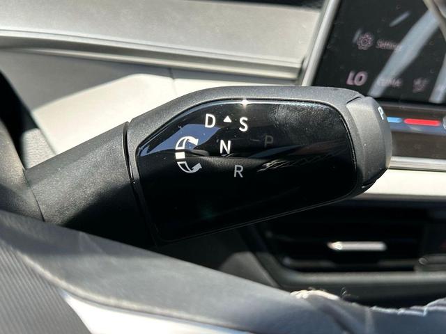 Photo of 2025 Pure White Volkswagen Tiguan