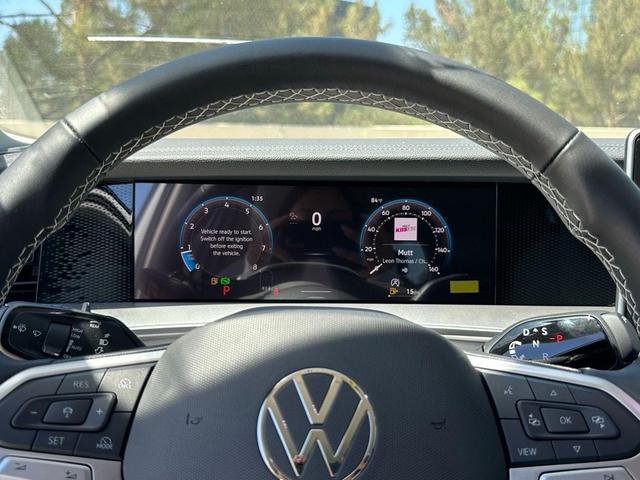 Photo of 2025 Pure White Volkswagen Tiguan