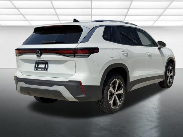 Photo of 2025 Pure White Volkswagen Tiguan
