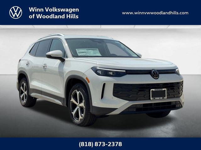 Photo of 2025 Pure White Volkswagen Tiguan