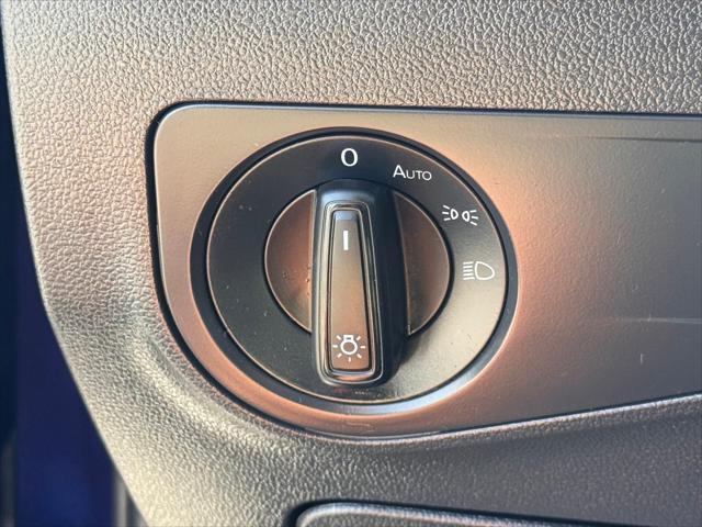 Photo of 2021 Atlantic Blue Metallic Volkswagen Tiguan