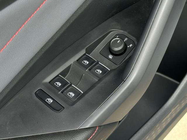 Photo of 2025 Gray Volkswagen Jetta GLI