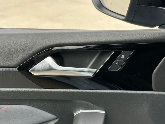 Photo of 2025 Gray Volkswagen Jetta GLI