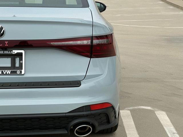 Photo of 2025 Gray Volkswagen Jetta GLI