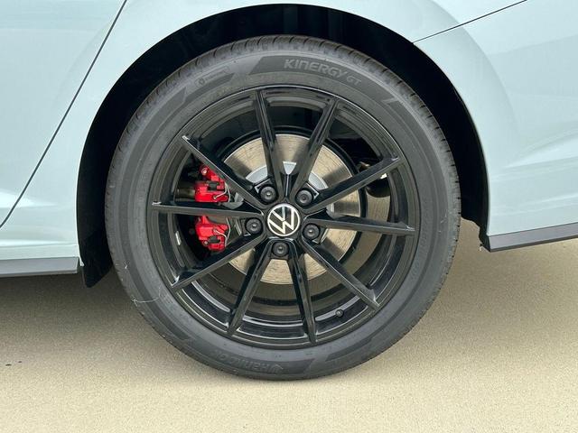 Photo of 2025 Gray Volkswagen Jetta GLI