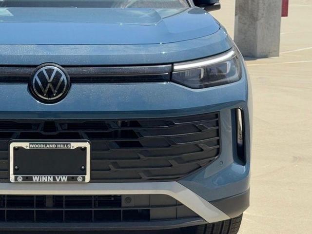 Photo of 2025 Monterey Blue Pearl Volkswagen Tiguan