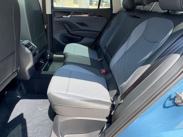 Photo of 2025 Monterey Blue Pearl Volkswagen Tiguan