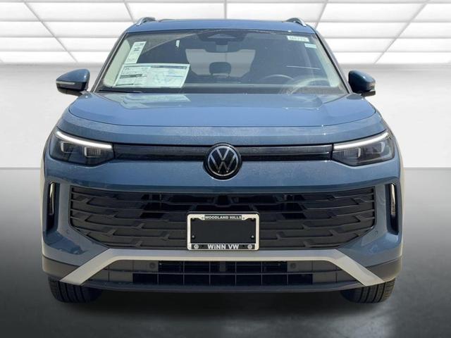 Photo of 2025 Monterey Blue Pearl Volkswagen Tiguan