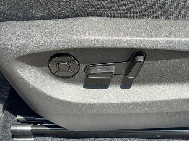 Photo of 2025 Monterey Blue Pearl Volkswagen Tiguan