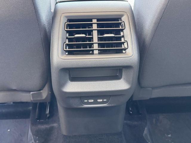 Photo of 2025 Pure White Volkswagen Tiguan