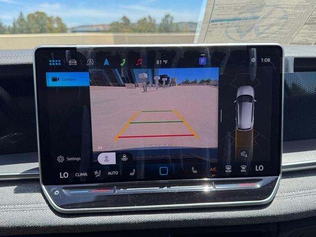 Photo of 2025 Pure White Volkswagen Tiguan