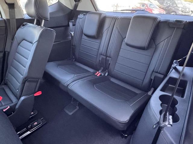 Photo of 2025 Opal White Volkswagen Atlas