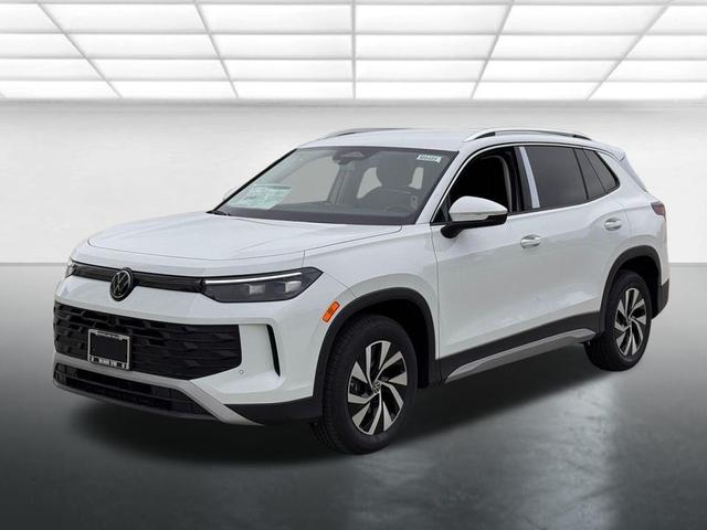 Photo of 2025 Pure White Volkswagen Tiguan