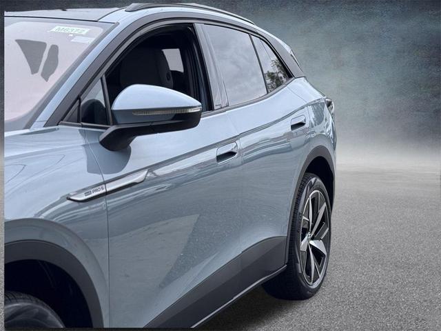 Photo of 2025 Arctic Blue Volkswagen ID.4