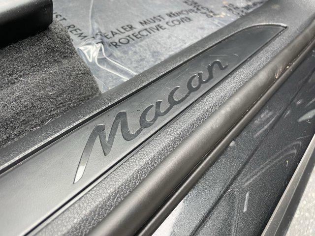 Photo of 2024 Gray Porsche Macan
