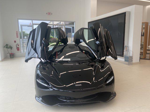 Photo of 2024 Black McLaren 750S