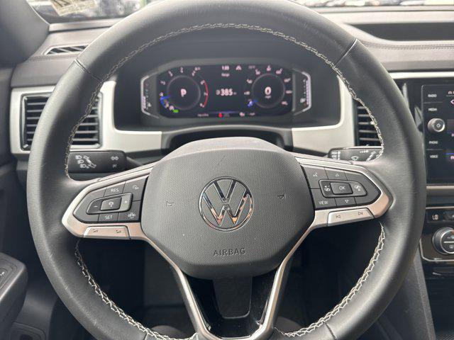 Photo of 2022 Deep Black Volkswagen Atlas Cross Sport