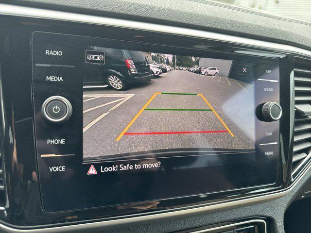 Photo of 2022 Deep Black Volkswagen Atlas Cross Sport