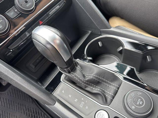 Photo of 2022 Deep Black Volkswagen Atlas Cross Sport