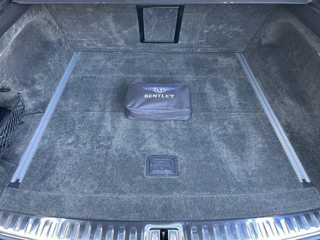 Photo of 2023 Onyx Bentley Bentayga