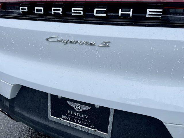 Photo of 2024 White Porsche Cayenne