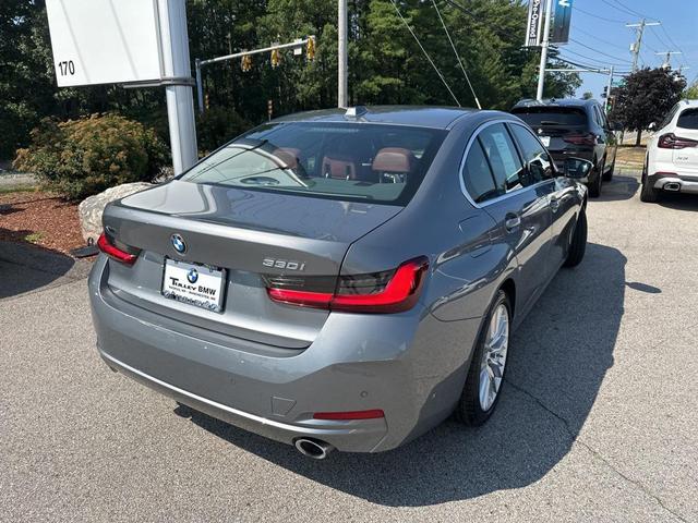 Photo of 2024 Gray BMW 330