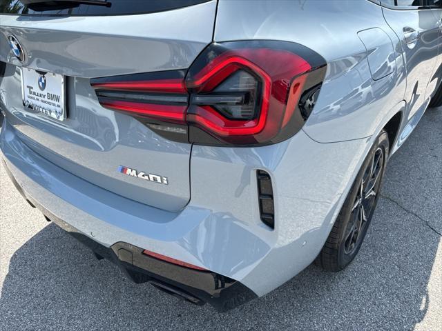 Photo of 2024 Gray BMW X3