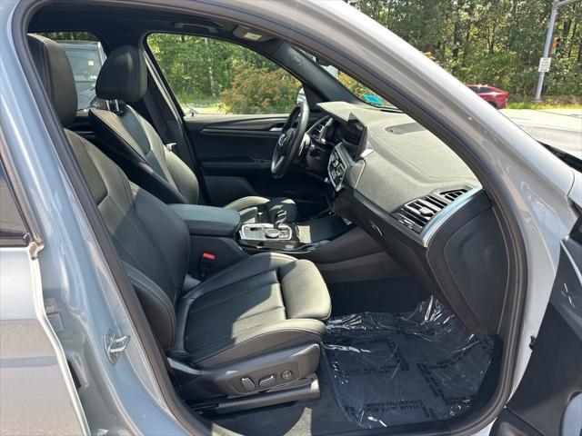 Photo of 2024 Gray BMW X3