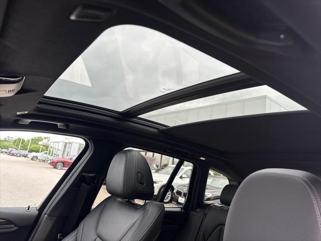 Photo of 2022 Alpine White BMW X3
