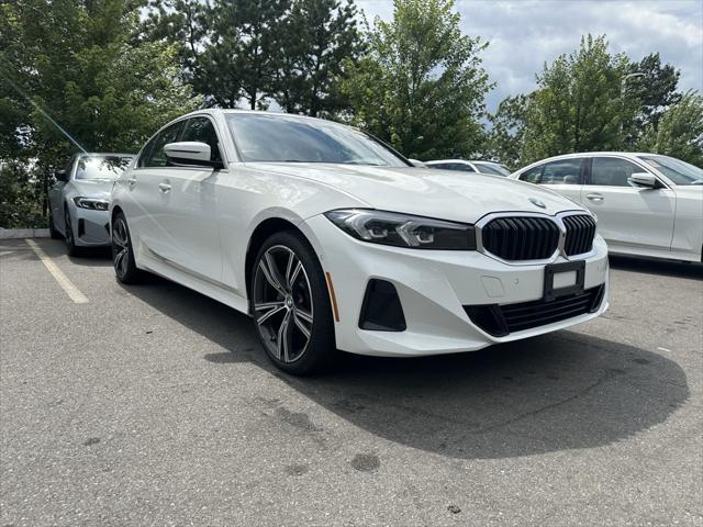 Photo of 2024 Alpine White BMW 330