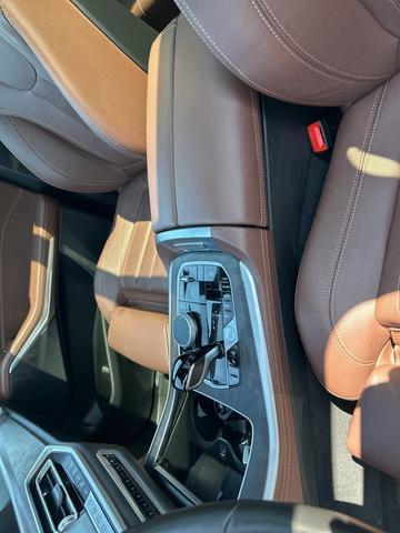 Photo of 2022 Carbon Black Metallic BMW X5 PHEV