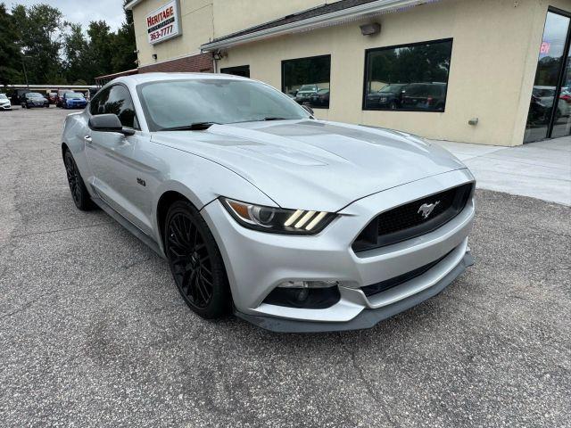 Photo of 2016 Silver Ford Mustang
