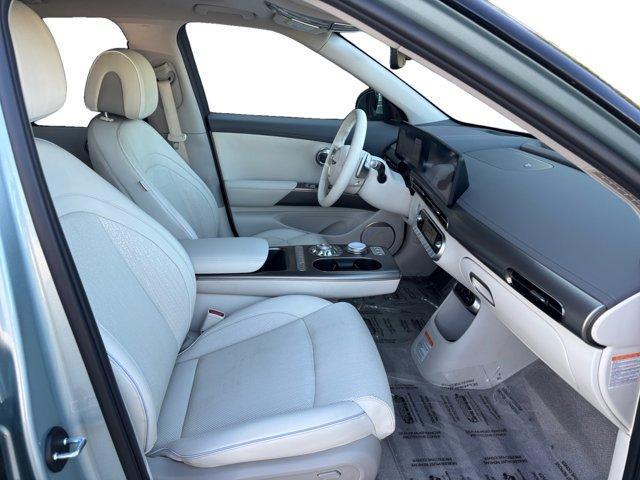 Photo of 2024 Mint Genesis GV60