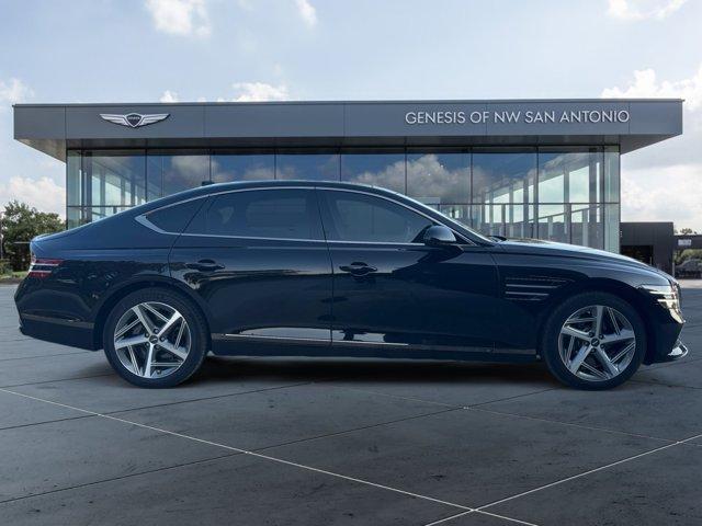 Photo of 2024 Vik Black Genesis G80