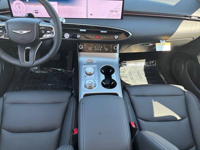 Photo of 2026 Uyuni White Genesis GV70