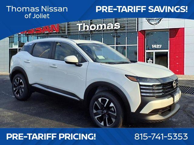 Photo of 2025 Aspen White Tri Nissan Kicks