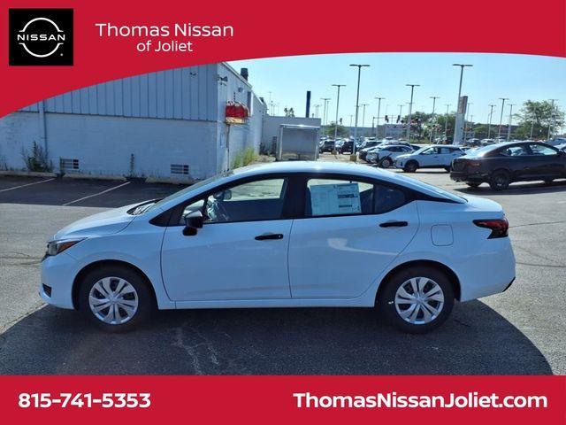Photo of 2025 Cloud White Nissan Versa