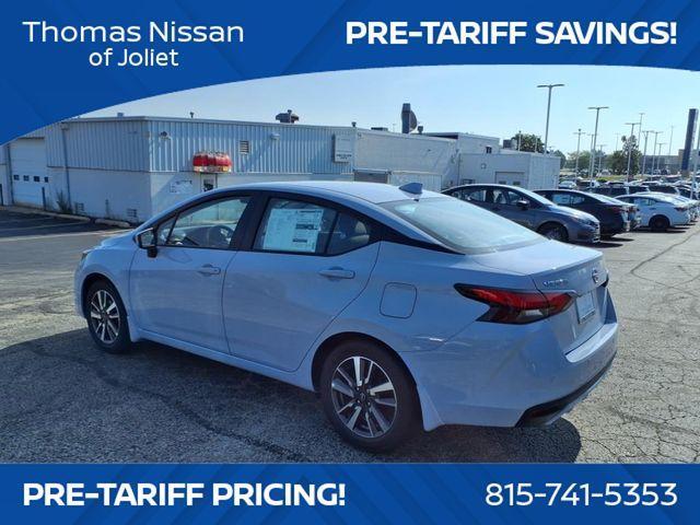Photo of 2025 Gray Sky Pearl Nissan Versa