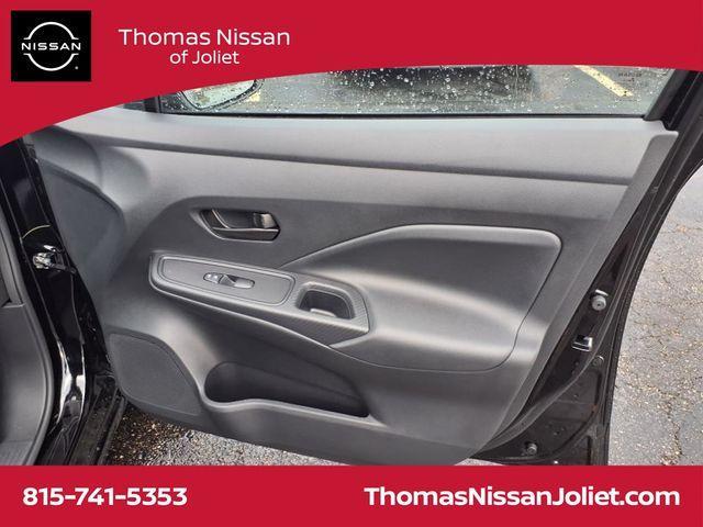 Photo of 2025 Black Nissan Versa