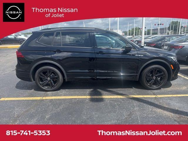 Photo of 2024 Deep Black Pearl Effect Volkswagen Tiguan