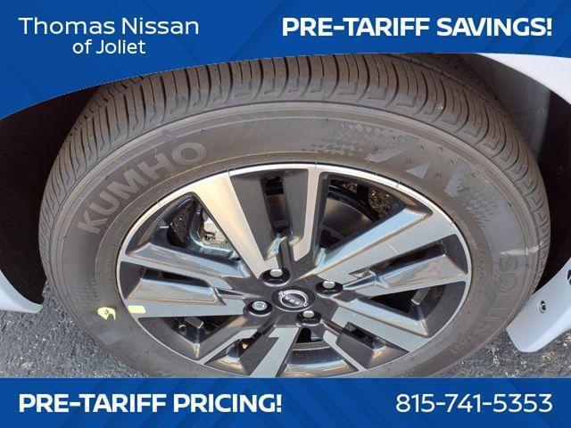 Photo of 2025 Gray Sky Pearl Nissan Versa
