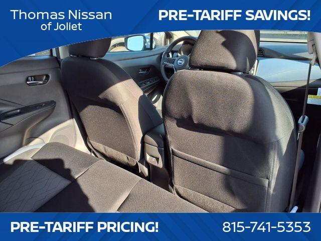Photo of 2025 Gray Sky Pearl Nissan Versa