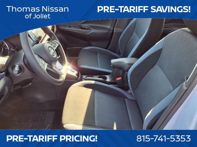 Photo of 2025 Gray Sky Pearl Nissan Versa