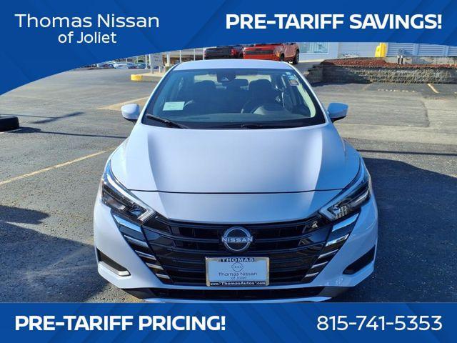 Photo of 2025 Gray Sky Pearl Nissan Versa
