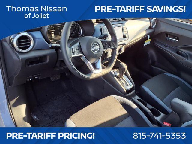 Photo of 2025 Gray Sky Pearl Nissan Versa