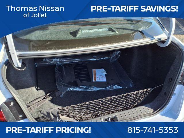 Photo of 2025 Gray Sky Pearl Nissan Versa