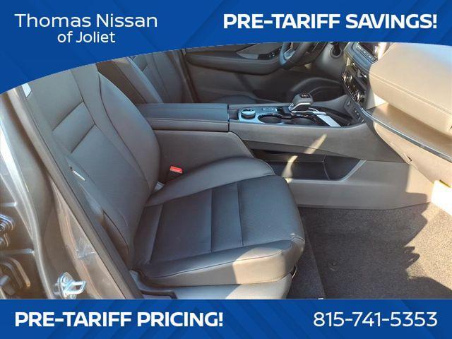 Photo of 2026 Gun Metallic Nissan Rogue