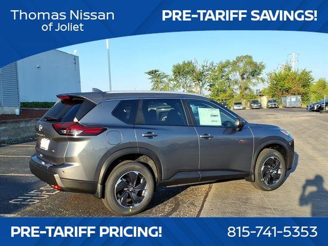 Photo of 2026 Gun Metallic Nissan Rogue