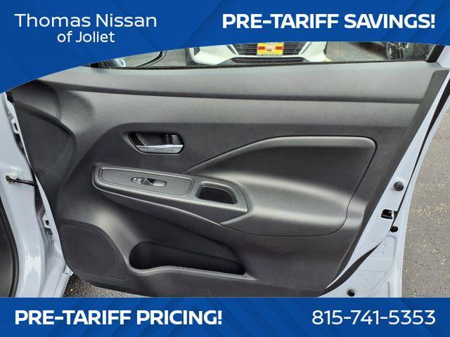 Photo of 2025 Gray Sky Pearl Nissan Versa